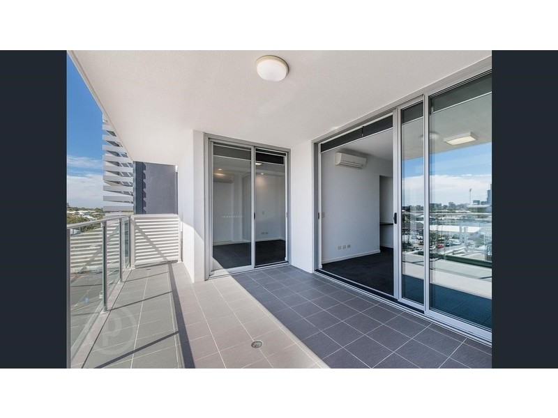 503/159 Logan Road, Woolloongabba QLD 4102