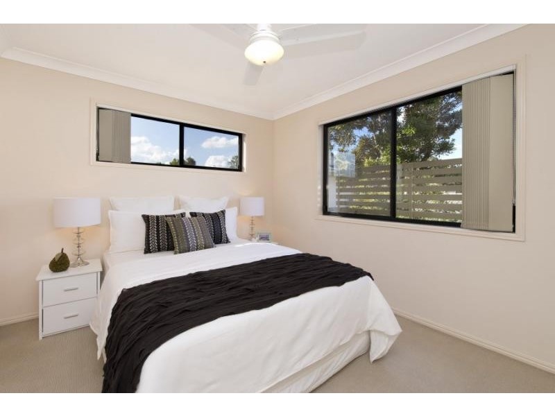 7 Charlotte Street, Carina QLD 4152