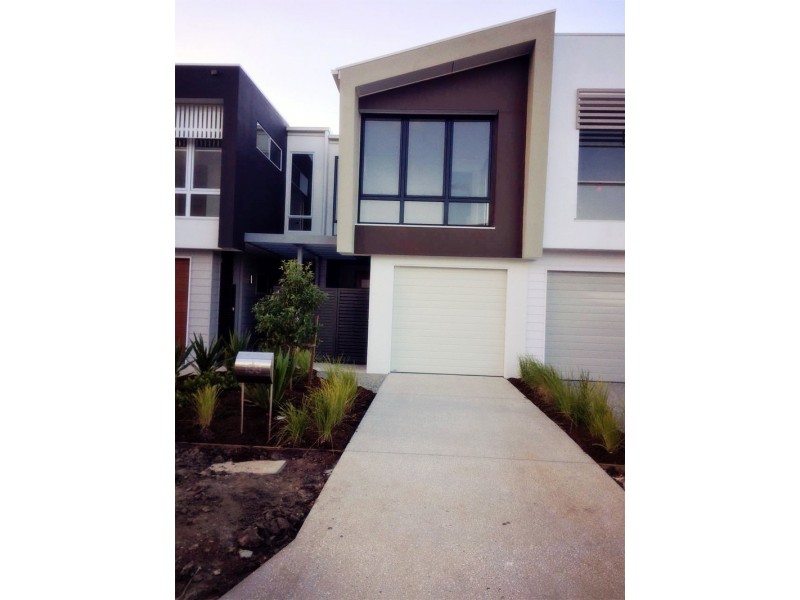 156 Florabella Drive, Robina QLD 4226