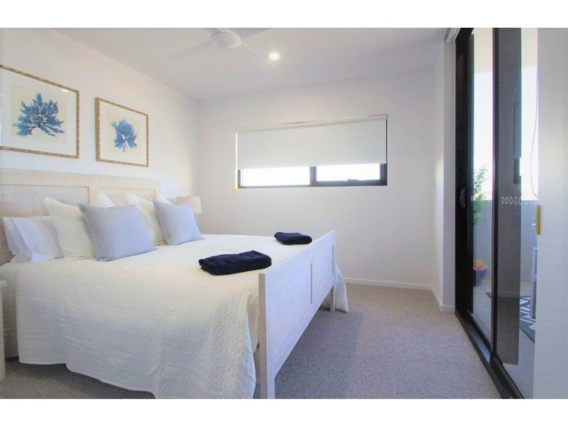 308/28 Wolseley Street, Woolloongabba QLD 4102