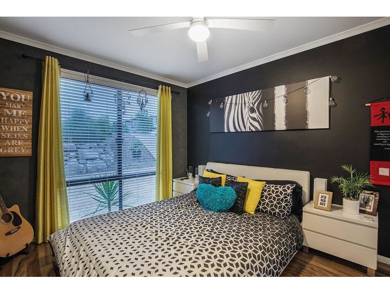 9 Blackheath Terrace, Pacific Pines QLD 4211