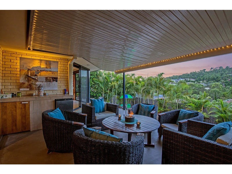 9 Blackheath Terrace, Pacific Pines QLD 4211