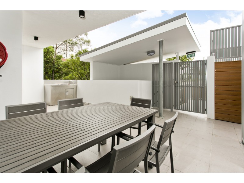 22/45 Regent street, Woolloongabba QLD 4102
