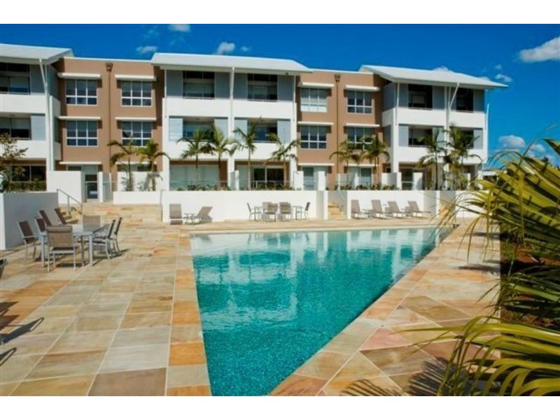 64/19 Lake Street, Varsity Lakes QLD 4227