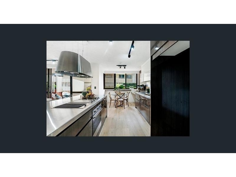 50 Old Burleigh Road, Surfers Paradise QLD 4217