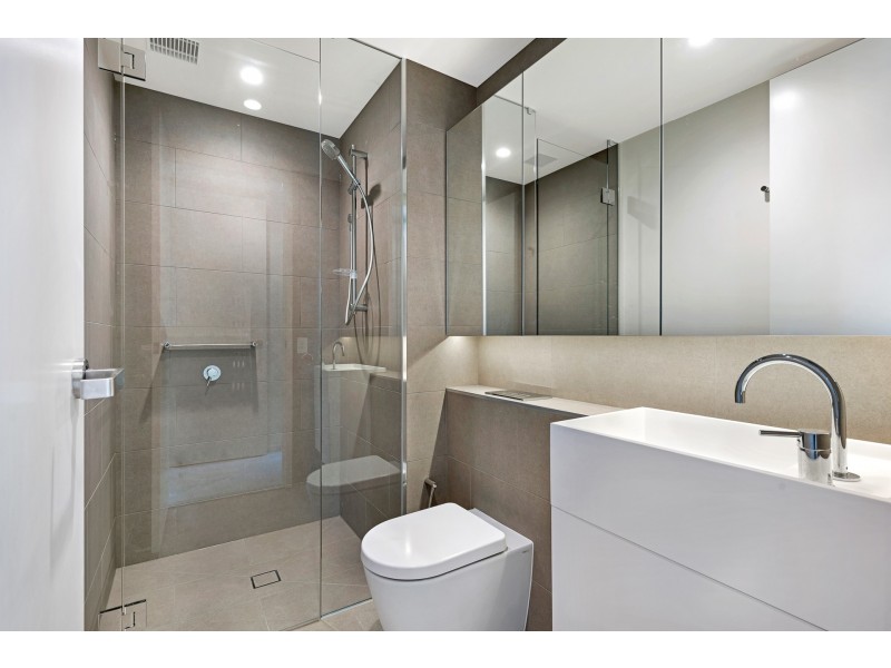 70 Southbank Boulevard, Southbank VIC 3006