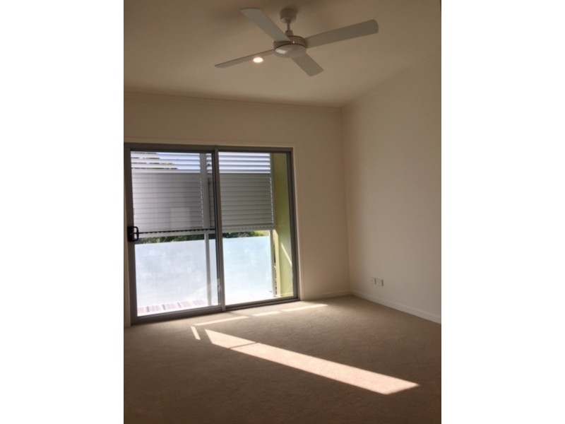 47 Manhattan Ave, Robina QLD 4226