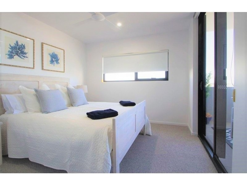 208/28 Wolseley Street, Woolloongabba QLD 4102