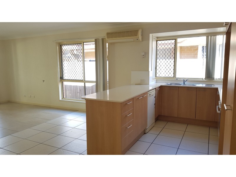 4/64 Groth Road, Boondall QLD 4034