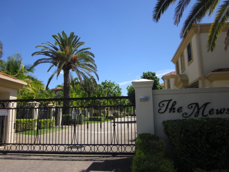 25/99-101 Heeb Street, Ashmore QLD 4214