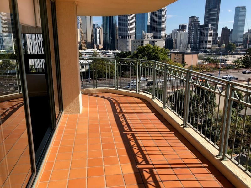 1 GOODWIN STREET, Kangaroo Point QLD 4169