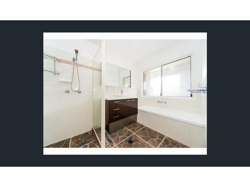 16 Pandora Crescent, Pacific Pines QLD 4211