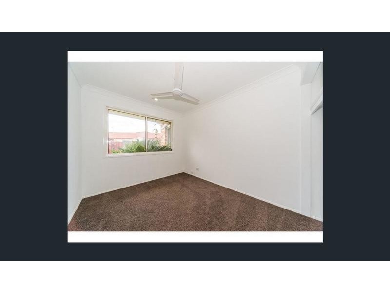 16 Pandora Crescent, Pacific Pines QLD 4211