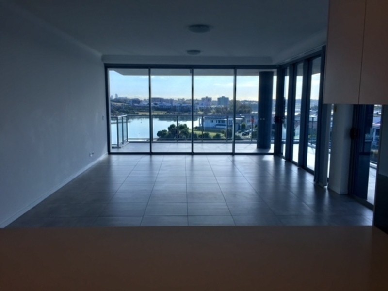 2411/397 Christine Ave, Varsity Lakes QLD 4227