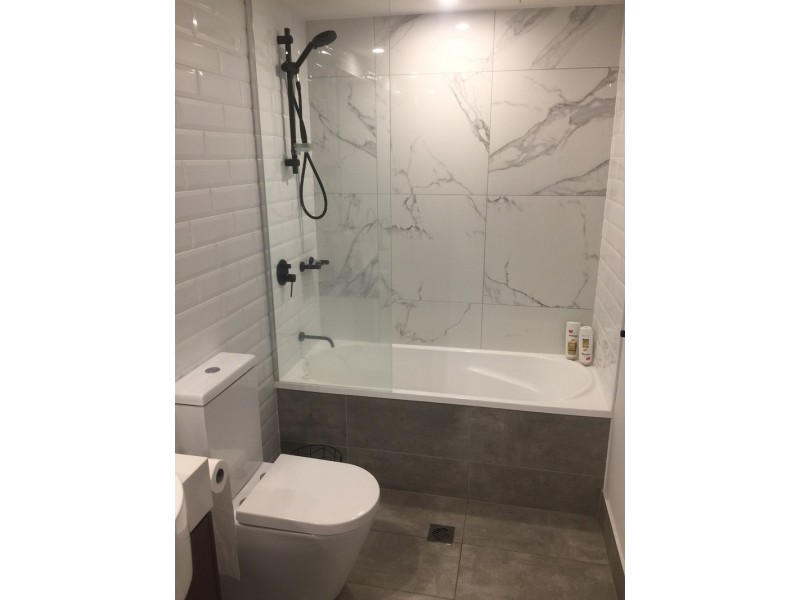2411/397 Christine Ave, Varsity Lakes QLD 4227
