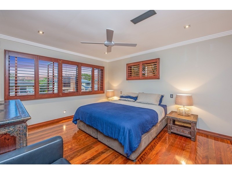 17 Colington Street, Mansfield QLD 4122