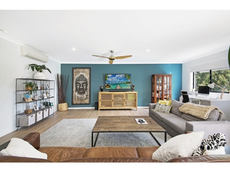 24/1 Acacia Crt, Robina QLD 4226