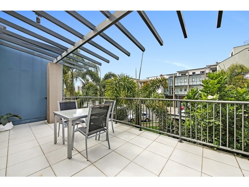 24/1 Acacia Crt, Robina QLD 4226