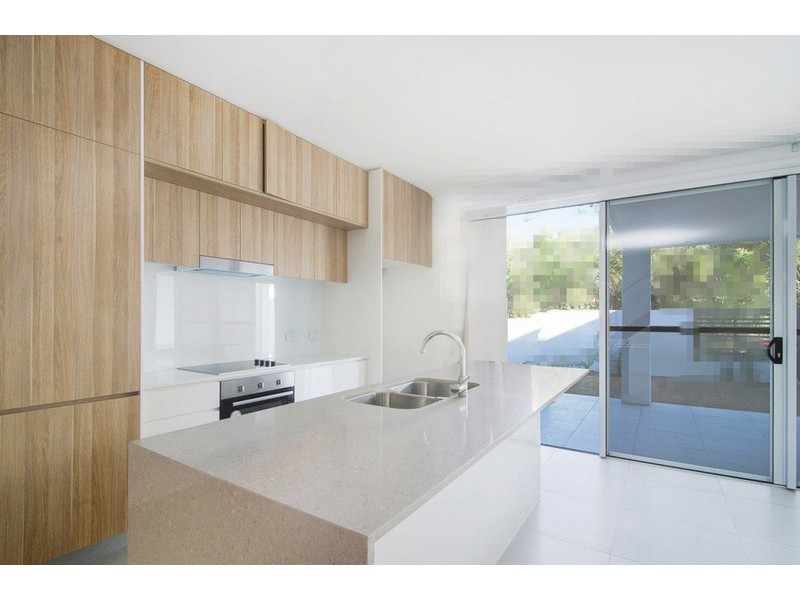 3 Evergreen View, Robina QLD 4226
