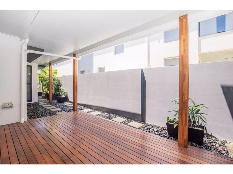 6150 Bolsena Circuit, Hope Island QLD 4212