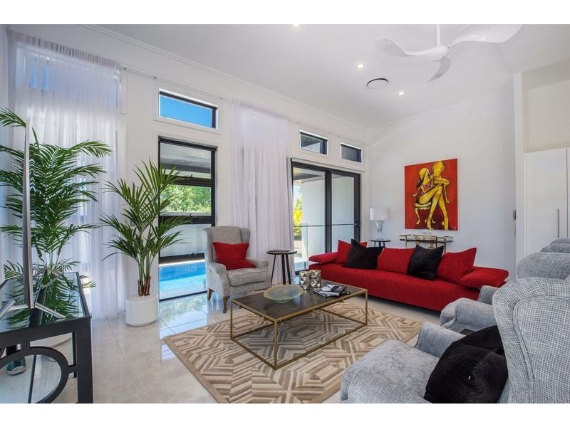6150 Bolsena Circuit, Hope Island QLD 4212
