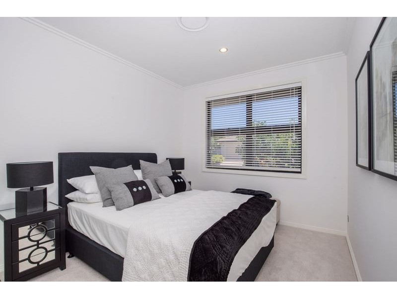 6150 Bolsena Circuit, Hope Island QLD 4212