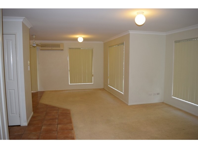 74 Manceshter Steet, Eight Mile Plains QLD 4113