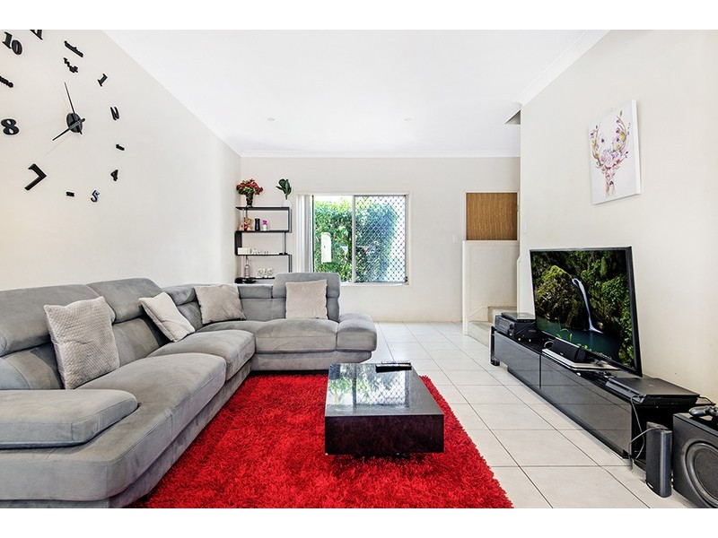 19 Kathleen St, Richlands QLD 4077