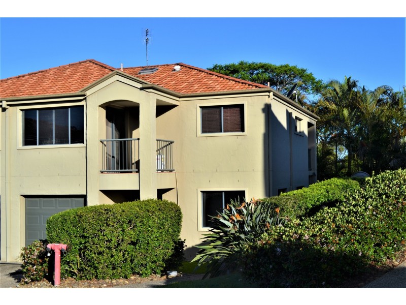 Pacific Pines QLD 4211