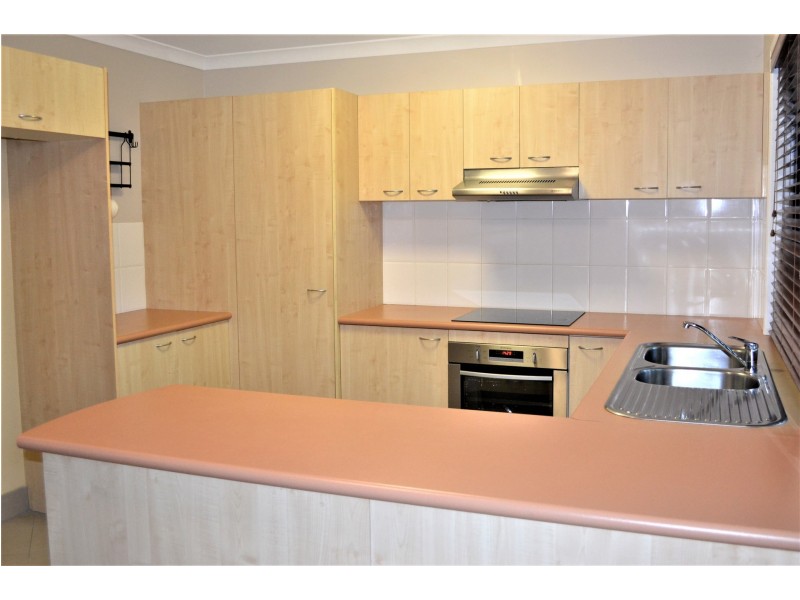 Pacific Pines QLD 4211