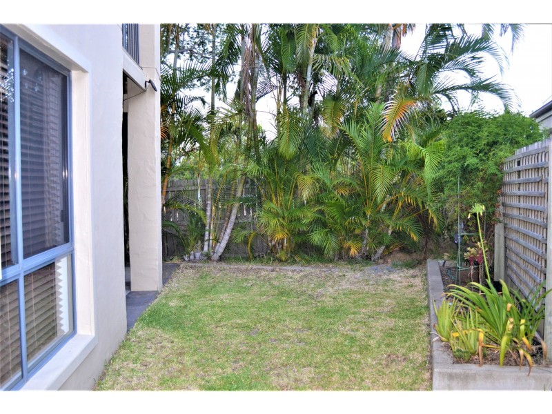 Pacific Pines QLD 4211