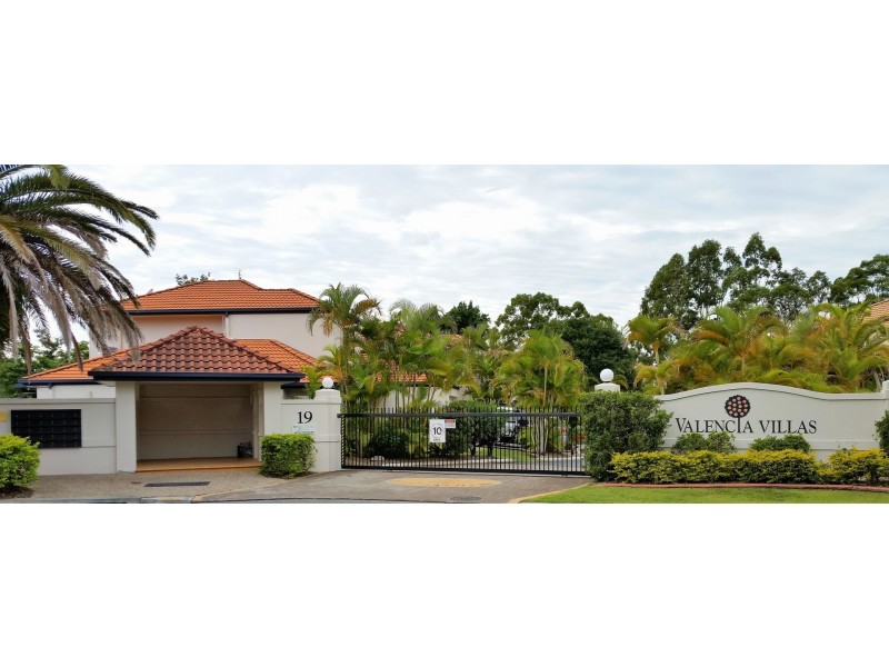10/19 Harrow Pl., Arundel QLD 4214