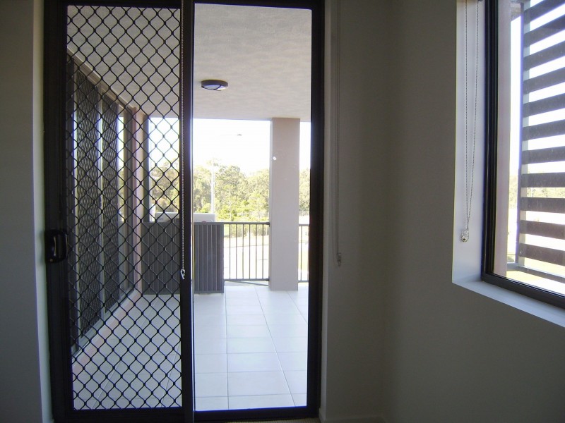 34 2 Acacia Court, Robina QLD 4226