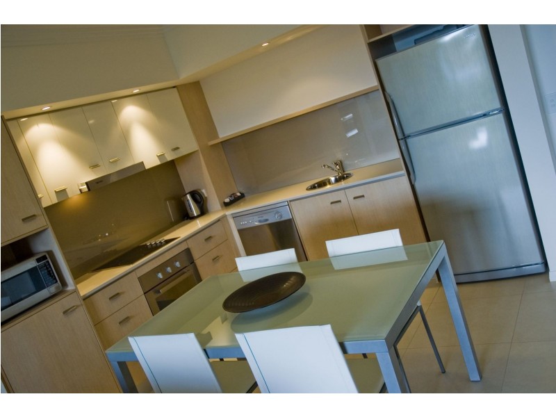 56/19 Lake St, Varsity Lakes QLD 4227