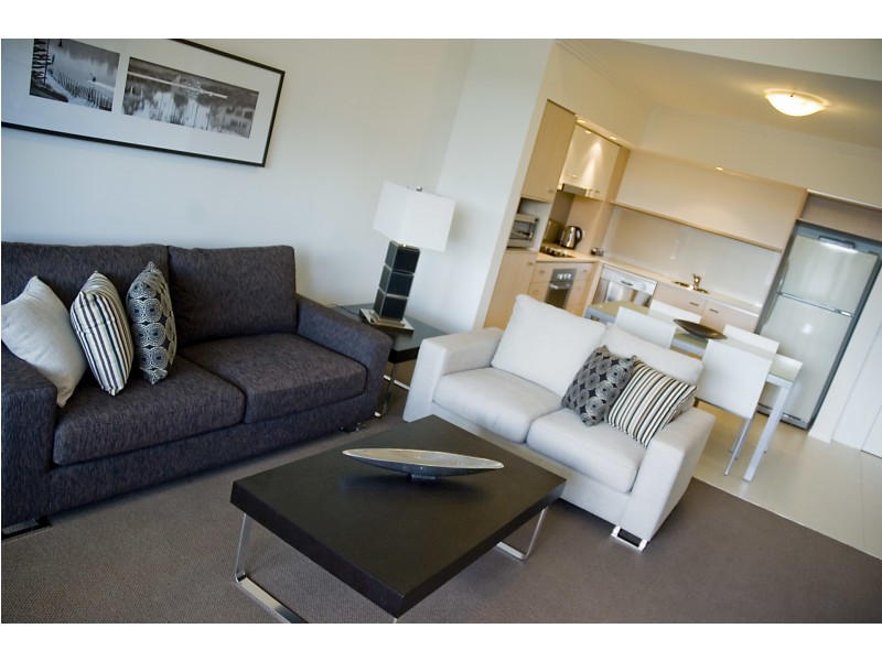 56/19 Lake St, Varsity Lakes QLD 4227