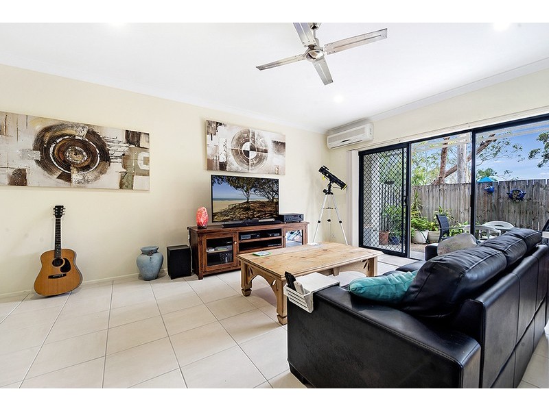 170 Whiting Street, Labrador QLD 4215