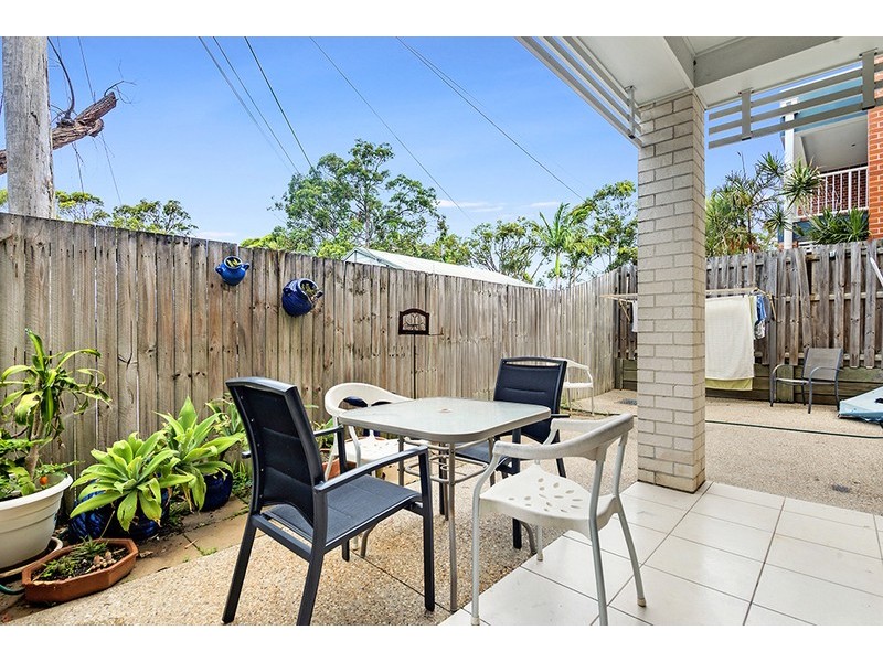 170 Whiting Street, Labrador QLD 4215
