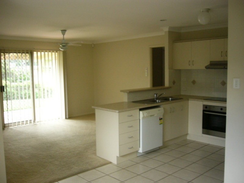 26 Buckingham Place, Eight Mile Plains QLD 4113