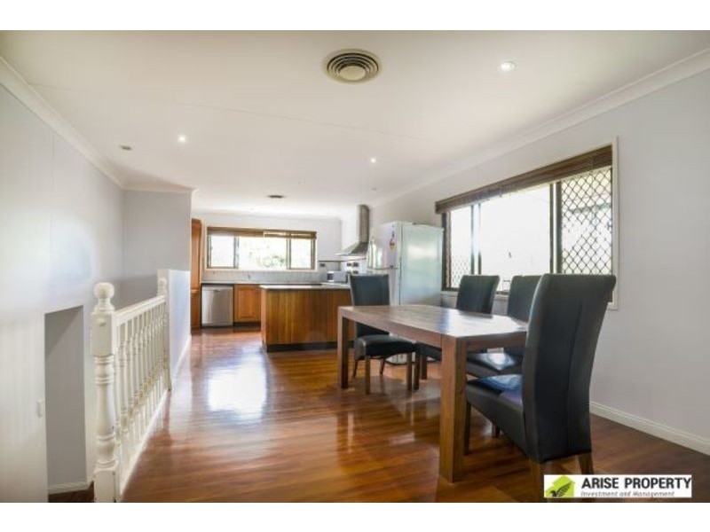 31 Baroona St, Rochedale South QLD 4123