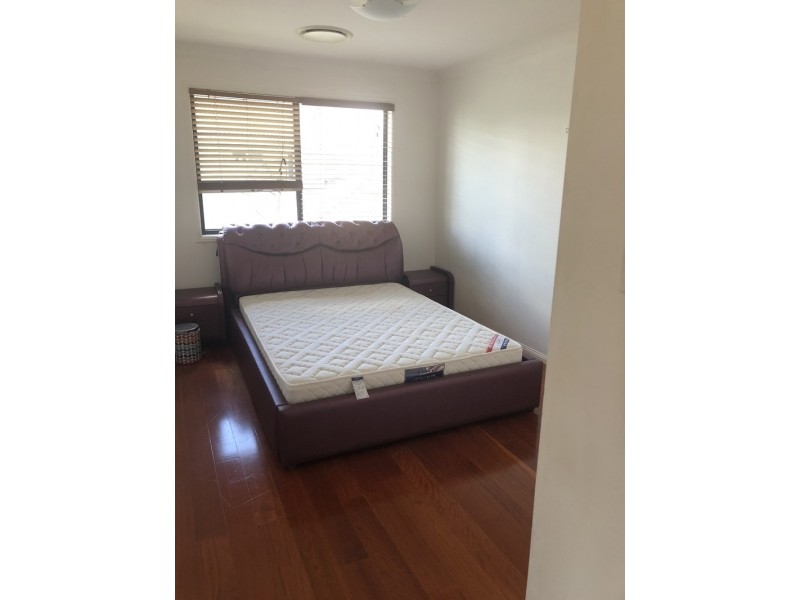 25 Regal Place, Eight Mile Plains QLD 4113