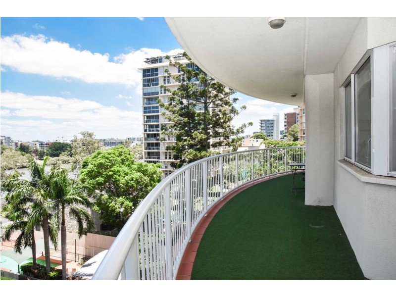 18 dunmore terrace, Auchenflower QLD 4066