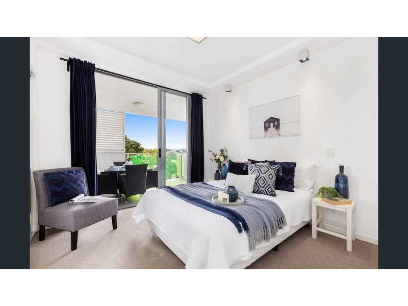 402/159 LOGAN ROAD, Woolloongabba QLD 4102