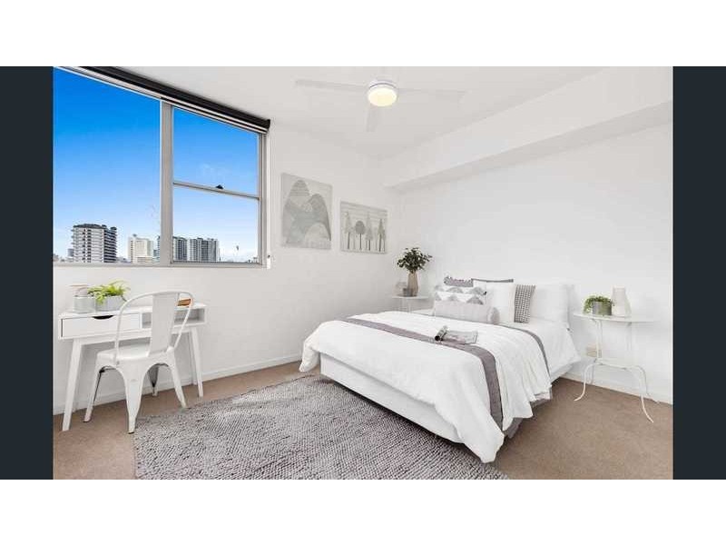 402/159 LOGAN ROAD, Woolloongabba QLD 4102