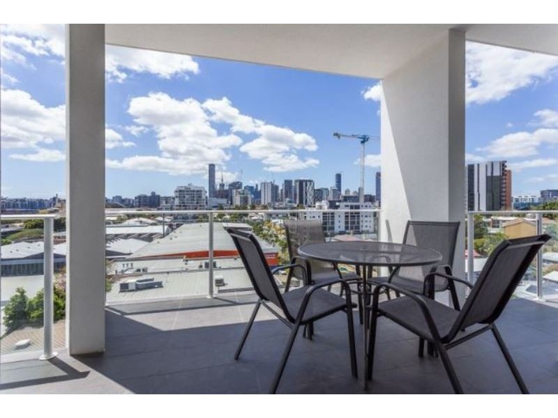 705/4 Bank Street, West End QLD 4101