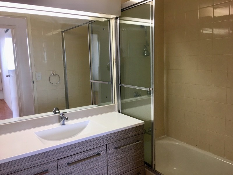 10E/50 Old Burleigh Road, Surfers Paradise QLD 4217