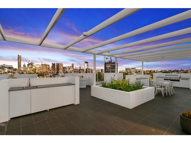 607/4-14 Bank Street, West End QLD 4101