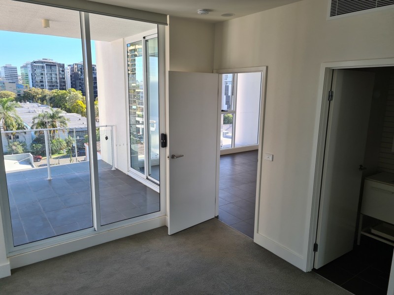 607/4-14 Bank Street, West End QLD 4101