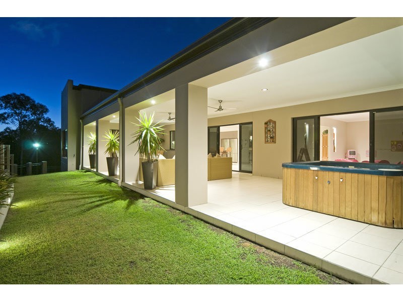 38 Craig Street, Wishart QLD 4122