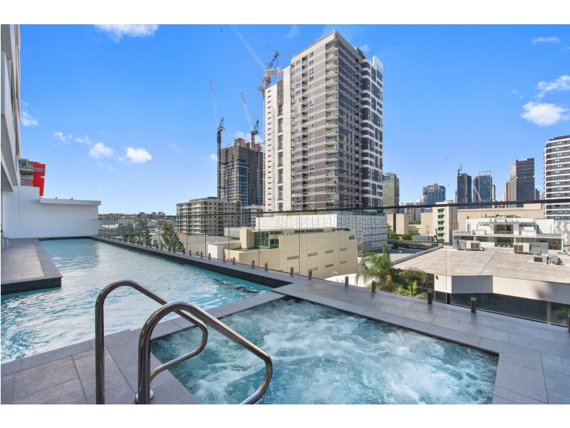 IVY 10502/22 Merivale Street, South Brisbane QLD 4101
