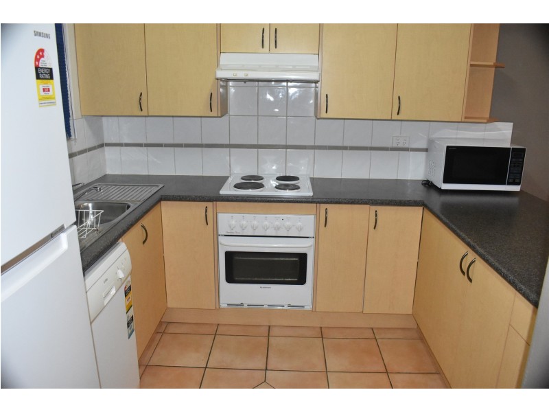 191 Mcleod Street, Cairns North QLD 4870